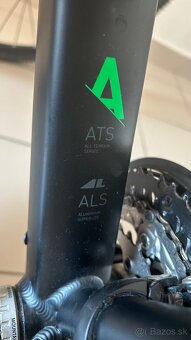 Pánsky bicykel Cube Cross čierno zelený model 2018 - 6