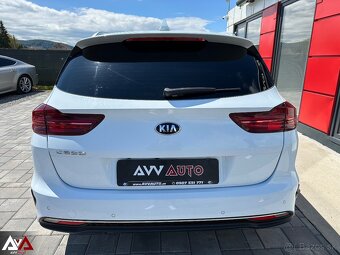 Kia Ceed SW 1.6 CRDi A/T Gold, Pôvodný lak, Navi, SR - 6