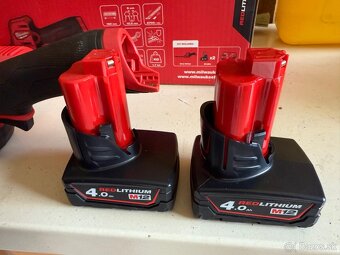 Milwaukee M12 FHT20 plotostrih - 6