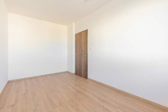 NA PREDAJ 2-IZBOVÝ BYT – NOVOSTAVBA, STUPAVA, ul. Jána Ondru - 6