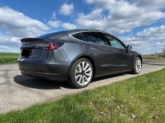 Tesla model 3 dual motor - 6