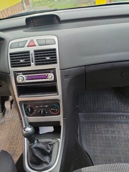 Peugeot 307 rok 07/2005 - 6