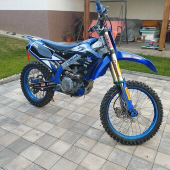 Yamaha YZF 450 - 6