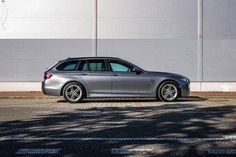 BMW Rad 5 Touring 530d xDrive - 6