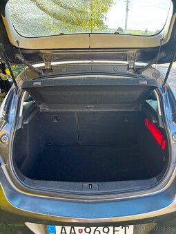 Predám Opel Astra 1,4 r.v.2010 - 6