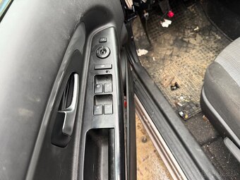 Rozpredam Kia Ceed Combi 1.4 G4FA facelift - 6