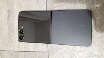 Samsung galaxy z flip7 512gb/12gb - 6