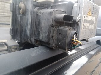 Xenony octavia 1 - 6