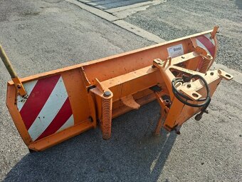 Radlica na sněh čelní otočná multicar - 6