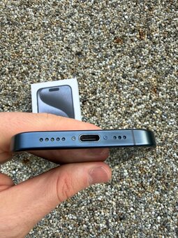 IPhone 15 pro - baterie 100% - 6