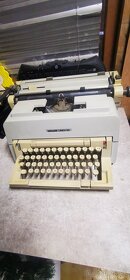 Písací stroj Olivetti - 6