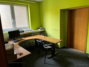 Obchodné priestory na ulici Podhora v centre Ružomberka - 6