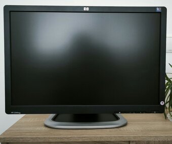 Predám PC HP Pavilon 570 - 6