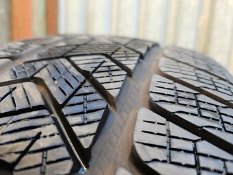 Originálna zimná sada Mercedes 5x112 r18 + 235/60 r18 - 6
