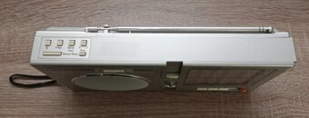 Retro RADIO GRUNDIG YACHT BOY 650 - 6