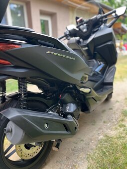 Honda Forza 125 - 6