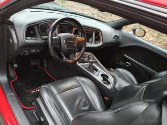 DODGE CHALLENGER R/T 5,7 Hemi 2019 102tis km DPH - 6