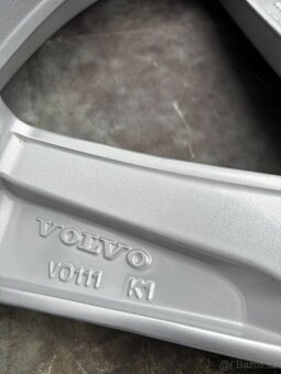 R19 ORIG.ZIMNÍ KOLA VOLVO XC90II 235/55/19 - 6