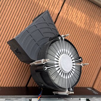 Dell OptiPlex 3060 SFF PC bez - cpu ram ssd - 6