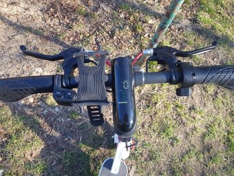 Elektrokolobežka MS Energy e10 Scooter - nafukovacie kolesá - 6