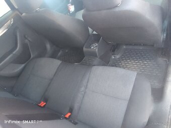 Prenajom auta kombi skoda octavia 3 - 6