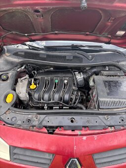Renault Megane 2 1.6 16v - 6