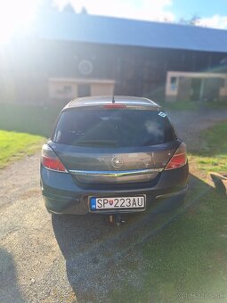 Opel Astra H - 6