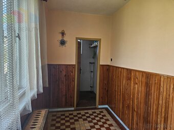Rodinný dom na podnikanie v službách v obci Beluši -Rezervov - 6