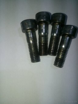 SV18RA, dorazy+excetr.klzatko a držiak - 6