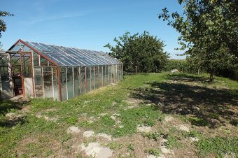 Zrekonštruovaný 4-izbový rodinný dom vo Veľkých Úľanoch - 6