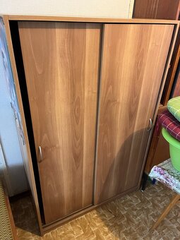 Stoličky - Skrine - Postele - Stoly - 6