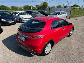 Honda Civic 1.4 VTI benzin, 73kW, MT/6, rok:08.2009. - 6