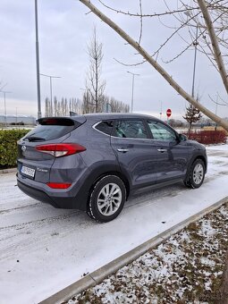 Hyundai Tucson 1.6 benzin 97kw - 6
