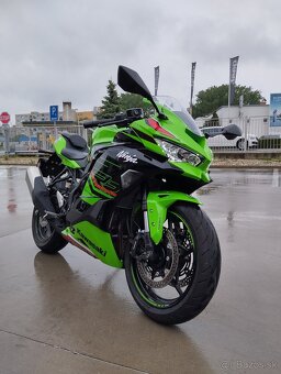 Kawasaki Ninja ZX-4RR - 6
