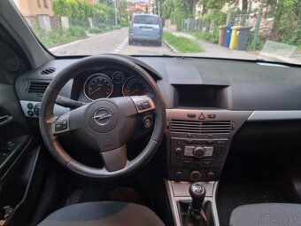 Opel Astra H - Benzin + LPG - 6
