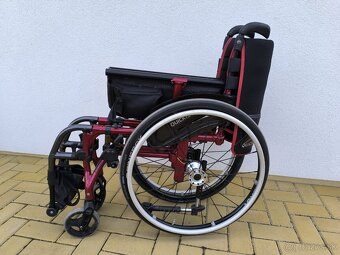 Predám invalidný vozík - 6