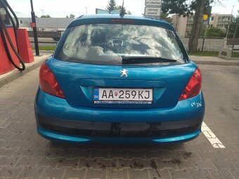 PEUGEOT 207 1.4 Benzín - 6