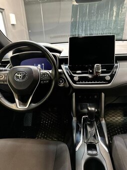 Toyota Corolla Cross 2,0 STYLE - 6