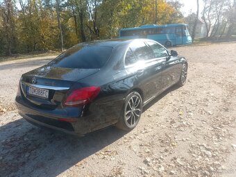 Predám Mercedes E220 model w213 ročník 2017 - 6
