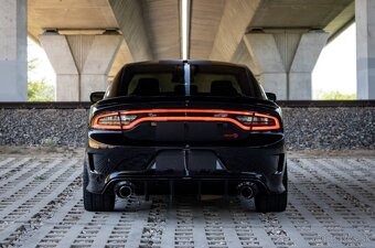 Dodge Charger SRT Hellcat 6.2L V8 - 6