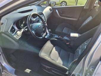 Kia Cee´d SW 1.6 GDI LX/Silver - 6