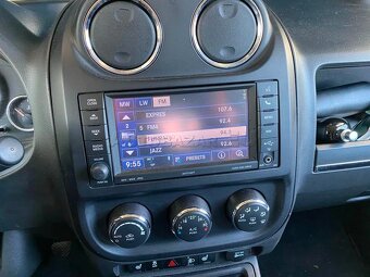 Jeep Compass 2,2 CRD Limited 4x4 - disel - 6