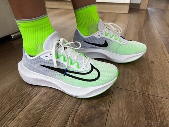 Nike Zoom Fly 5 - 6