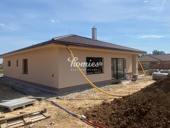 PREDAJ exkluzívny dom s 2-garážou pri golf. ihrisku, NITRA- - 6