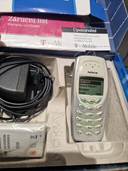 Mobilní telefon Nokia 3410 Silver nepoužitý s krabičkou - 6