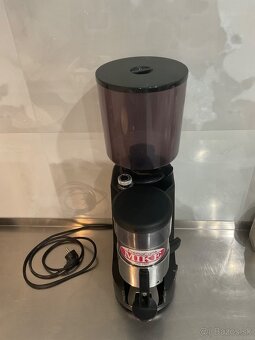 Profesionálny taliansky mlynček na kávu - 6