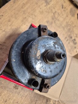 Tatra 600 tachometer - 6