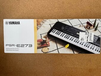Yamaha PSR-E273 digitálne klávesy - 6