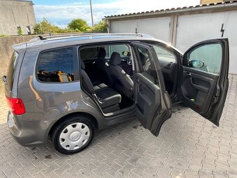 Volkswagen touran 1.6 TDI DSG - 6
