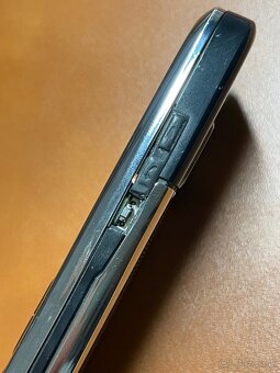 Nokia E51 - 6